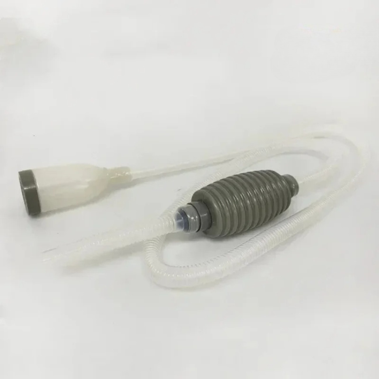 مضخة تغيير مياه يدوية للأحواض  - مراجعة Marine Aquarium Vacuum وسعره